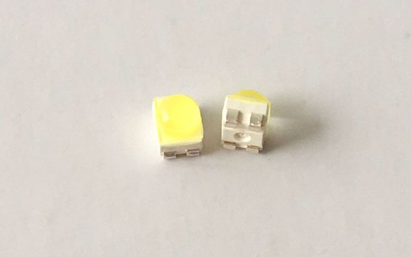 SMD3528帶透鏡白光